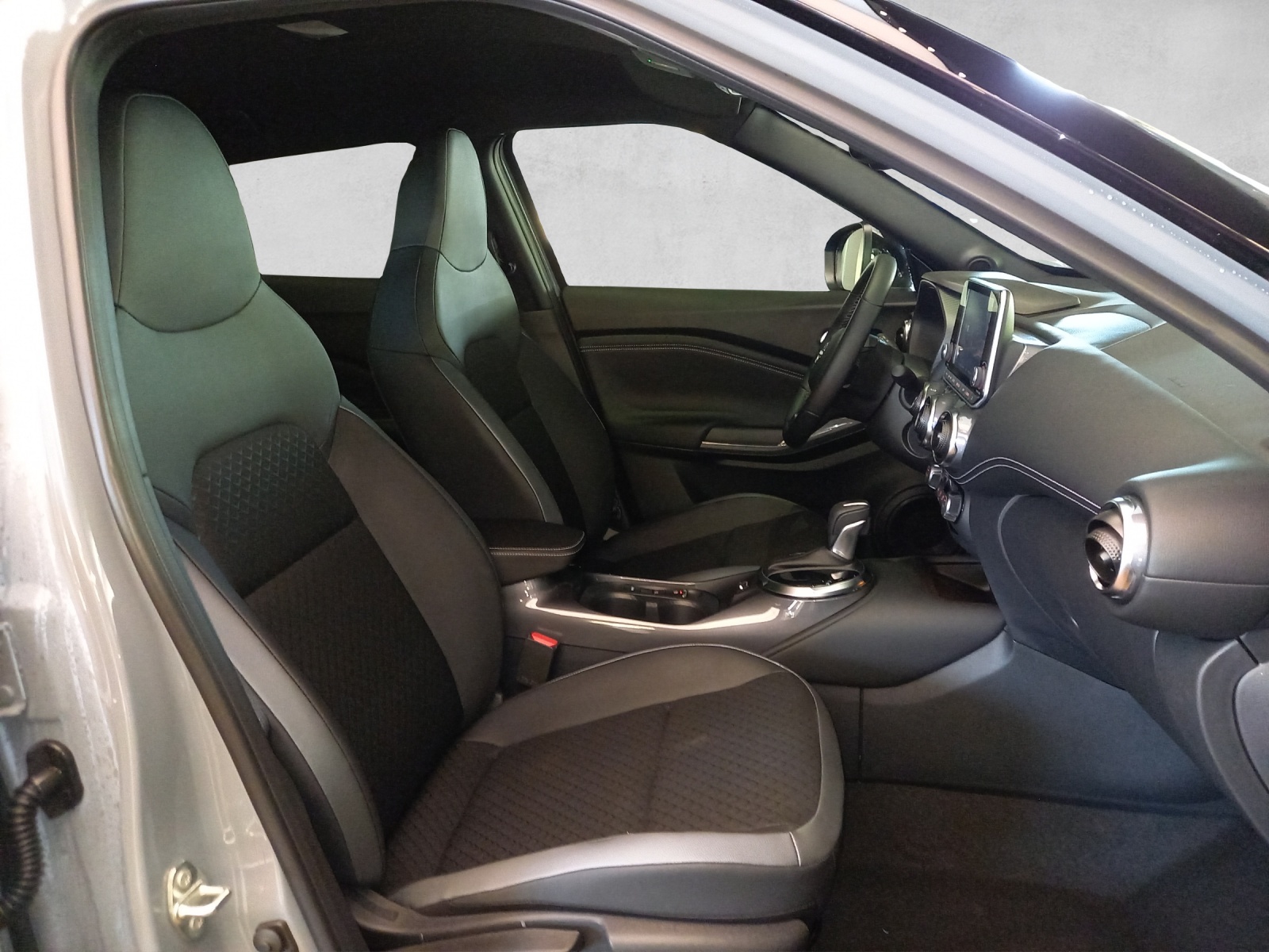 Nissan Juke 1.6 Hybrid N-Connecta