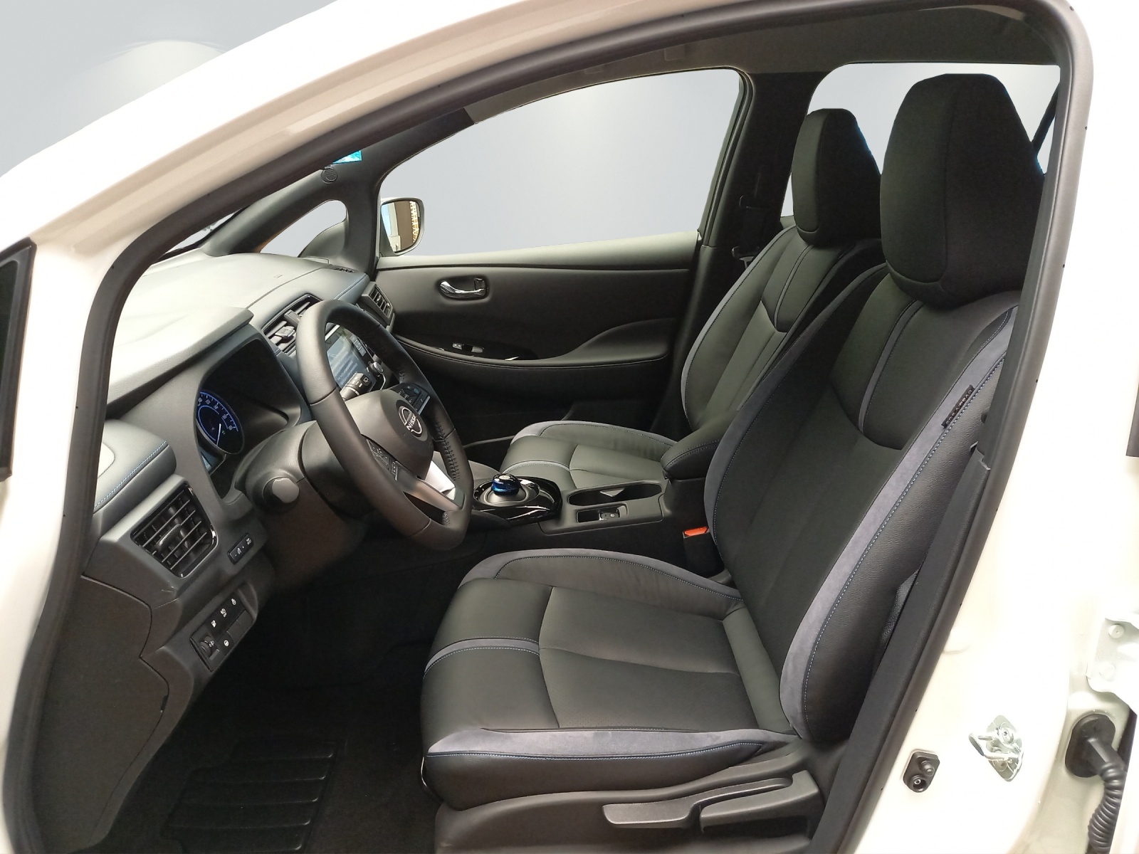 Nissan Leaf e- Tekna 59 kWh 217 PS