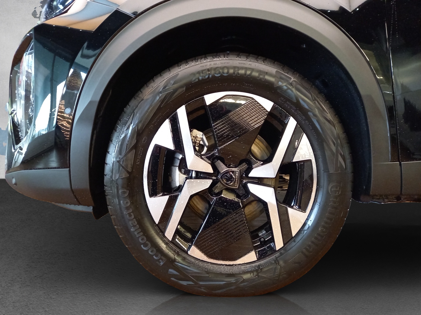 Peugeot 2008 1.2 Hybrid GT