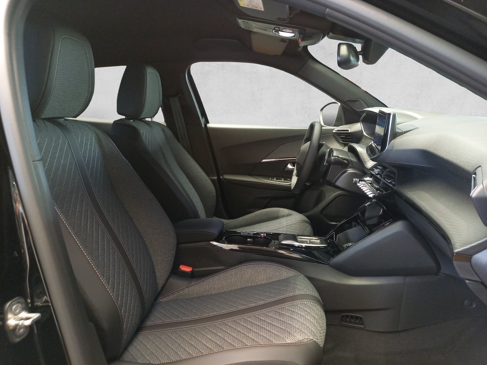 Peugeot 2008 1.2 Hybrid Allure Premium