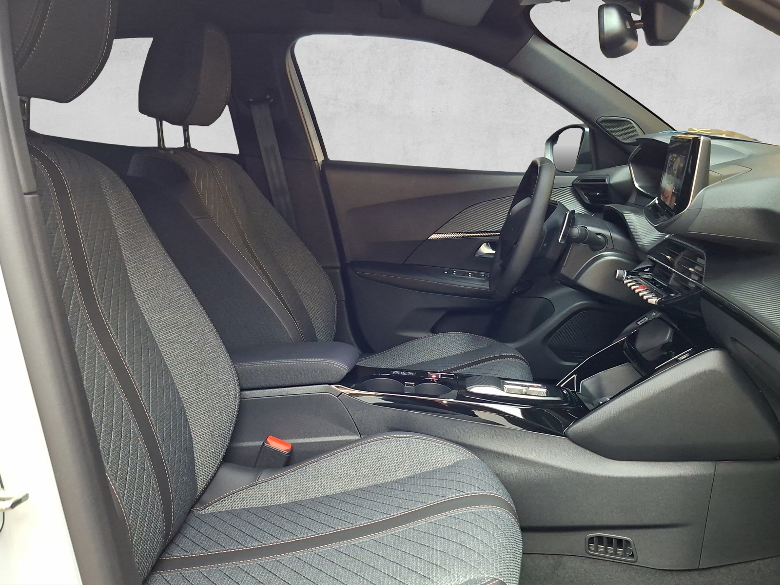 Peugeot 2008 1.2 Hybrid 145 Allure Premium