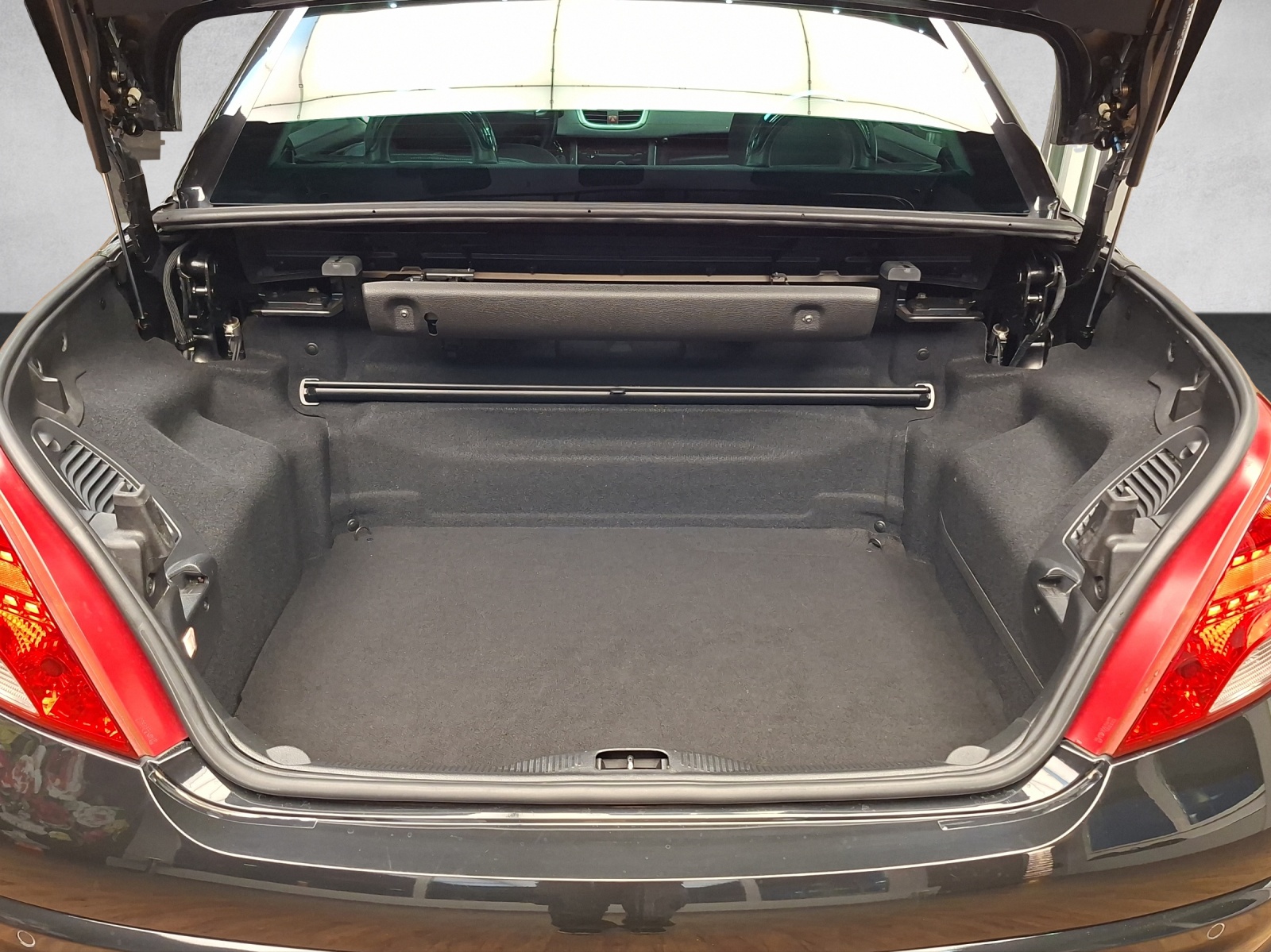 Peugeot 207 CC 1.6 16V Sport