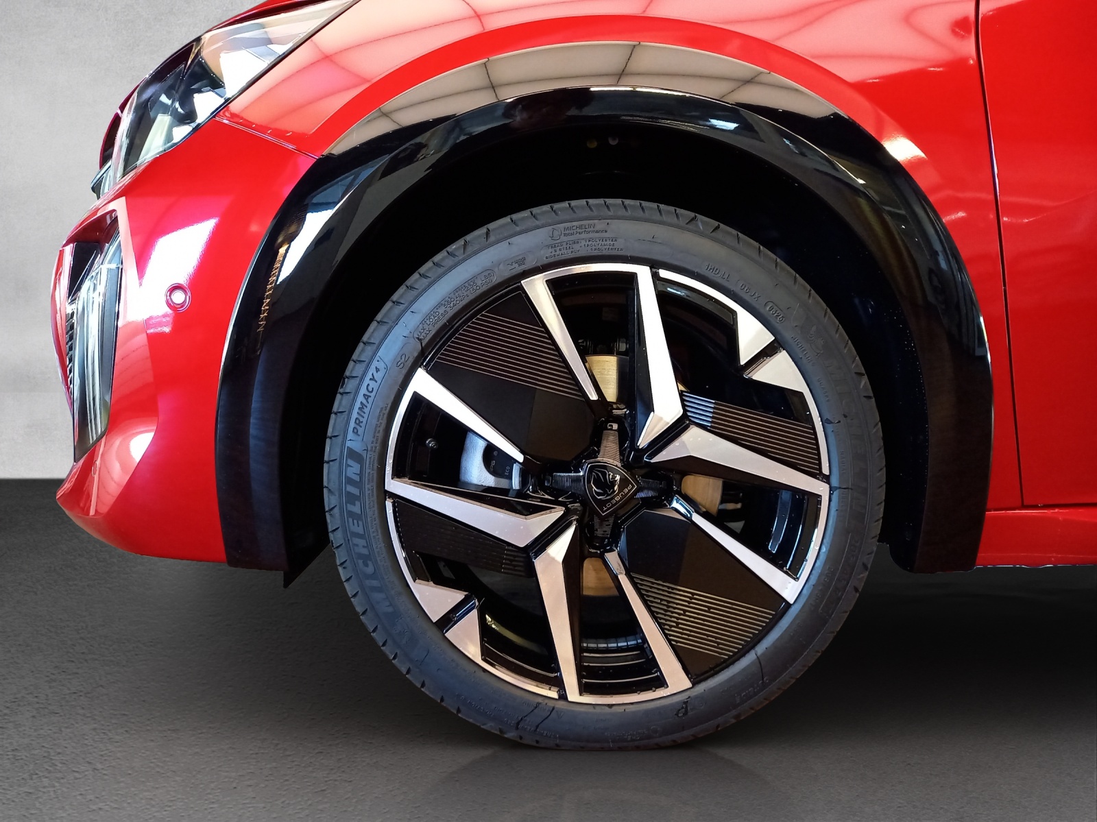 Peugeot 208 1.2 Hybrid 136 GT