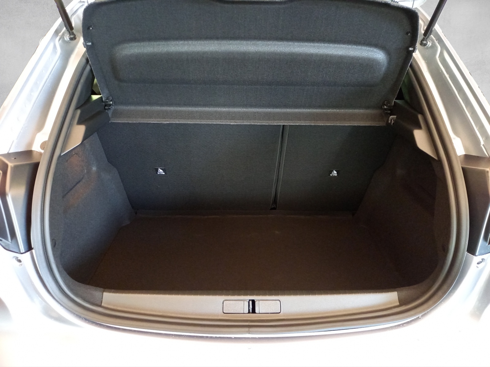 Peugeot 208 1.2 Hybrid Style