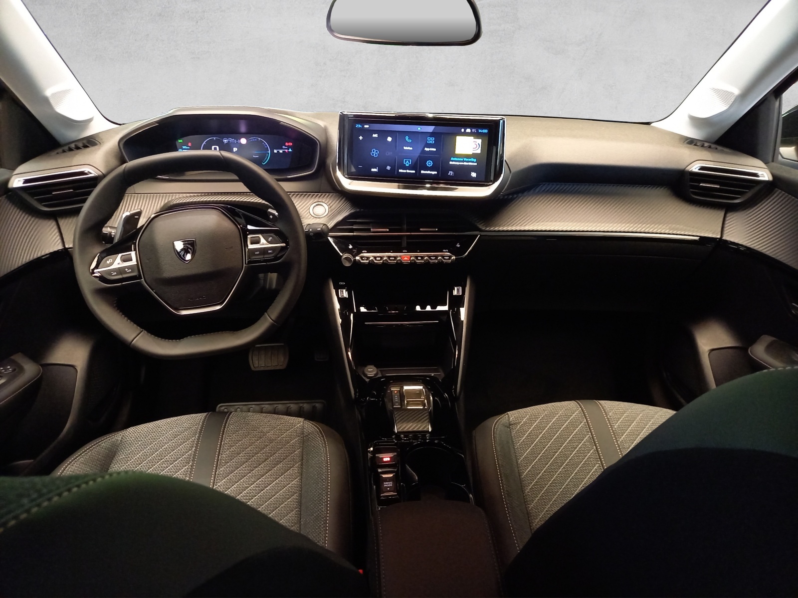 Peugeot 208 1.2 Hybrid Allure Premium 110PS