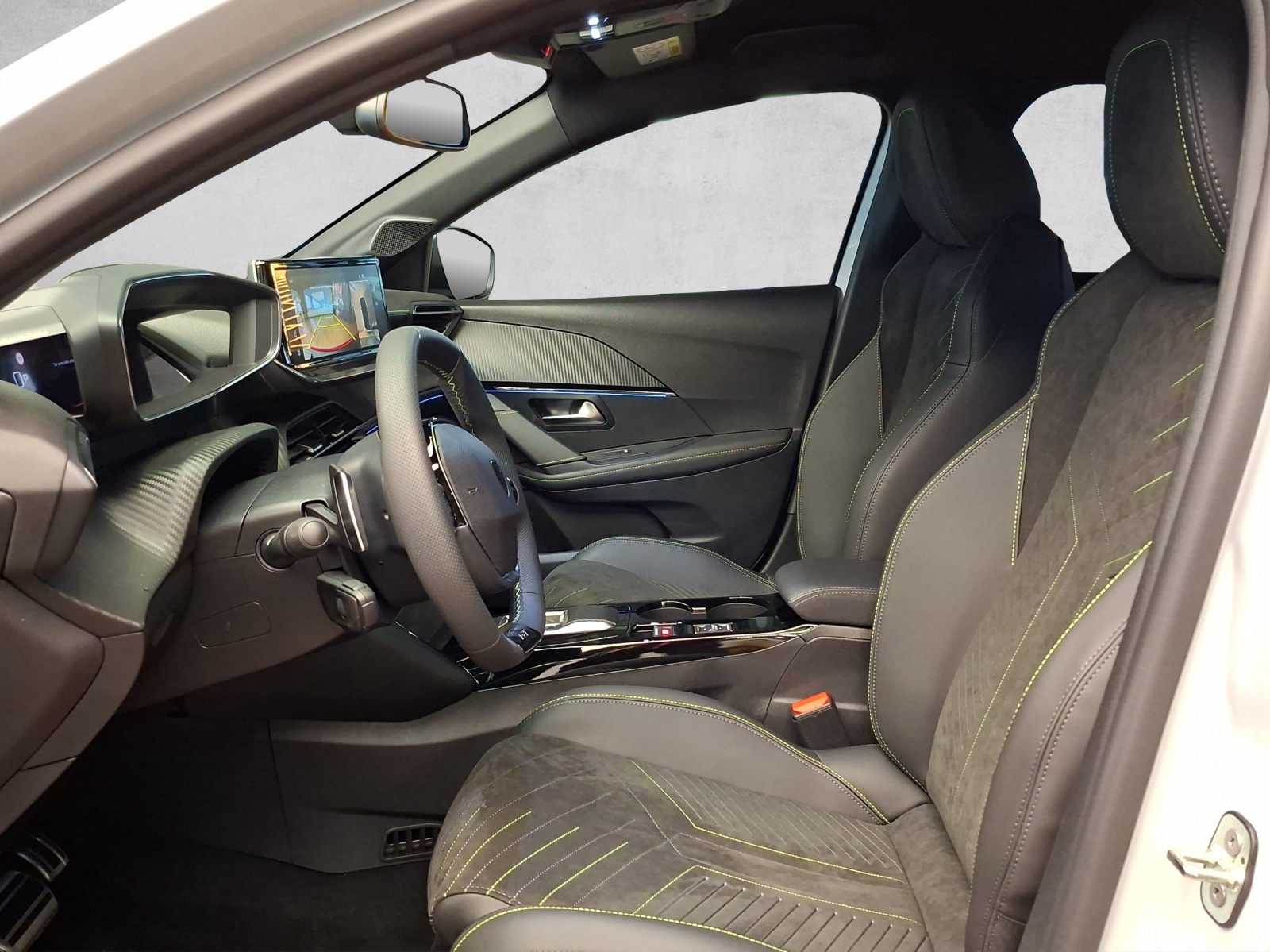 Peugeot 208 1.2 Hybrid GT