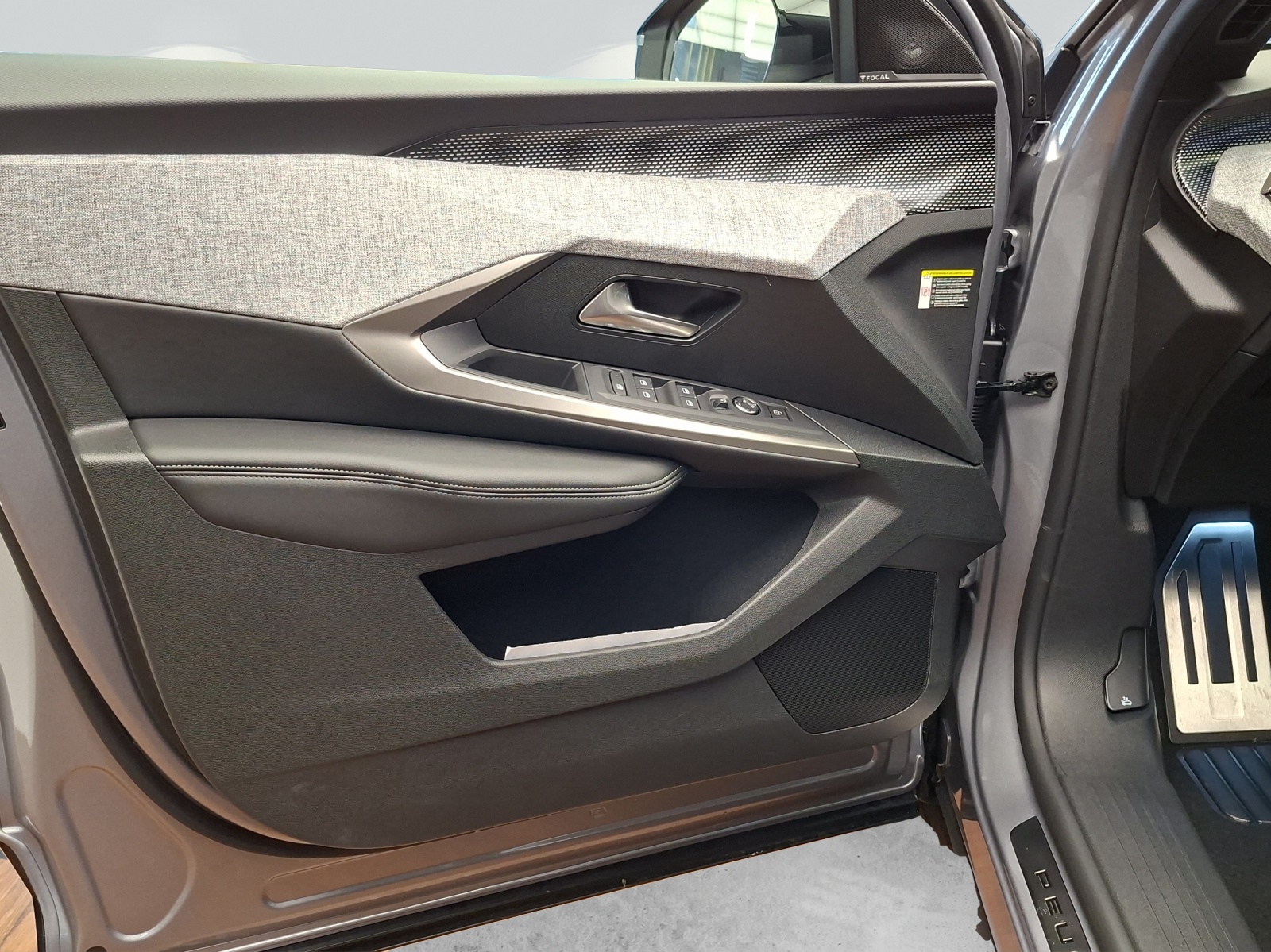 Peugeot 3008 e-Launch Edition AWD