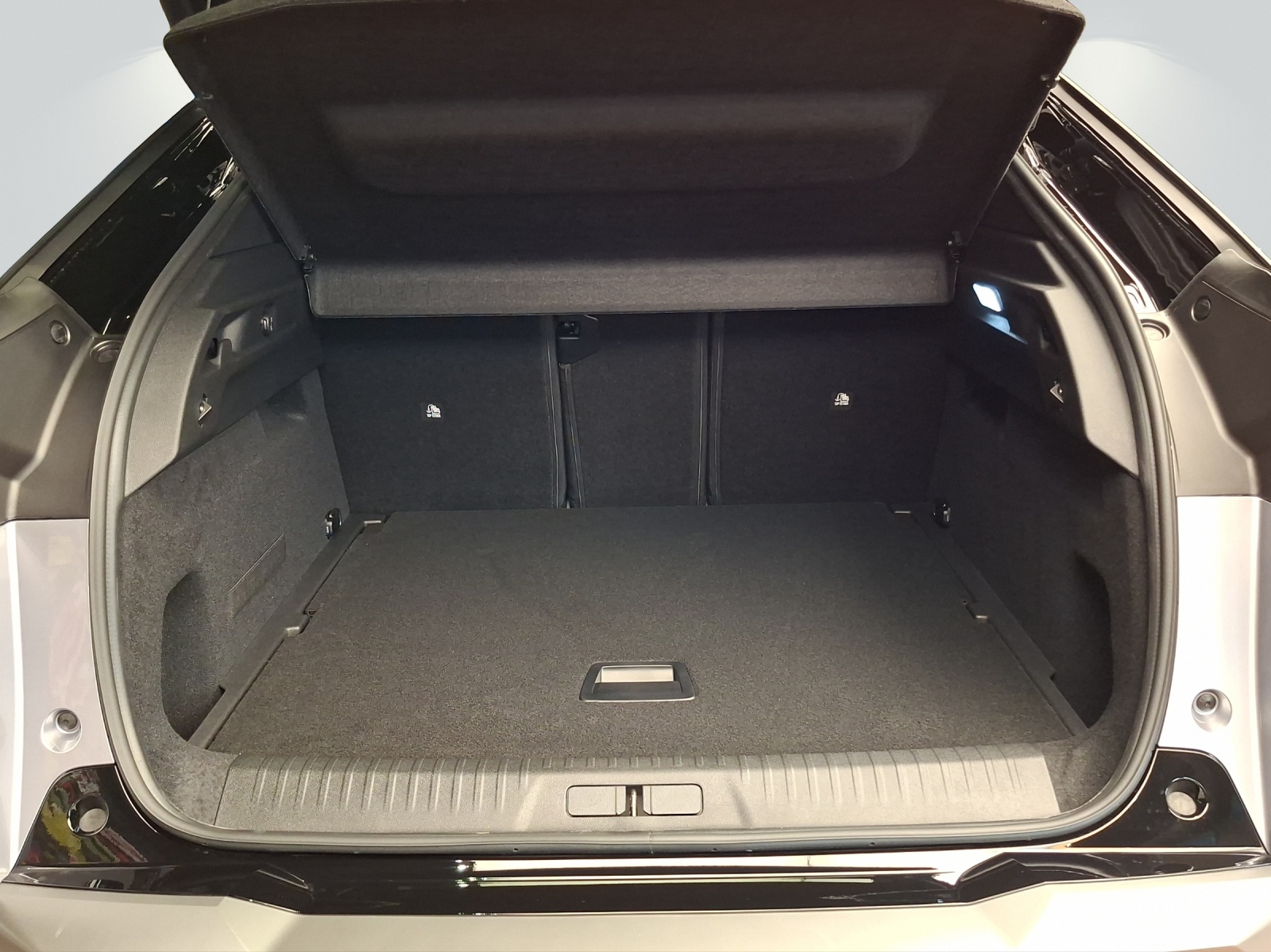 Peugeot 3008 e-Launch Edition AWD