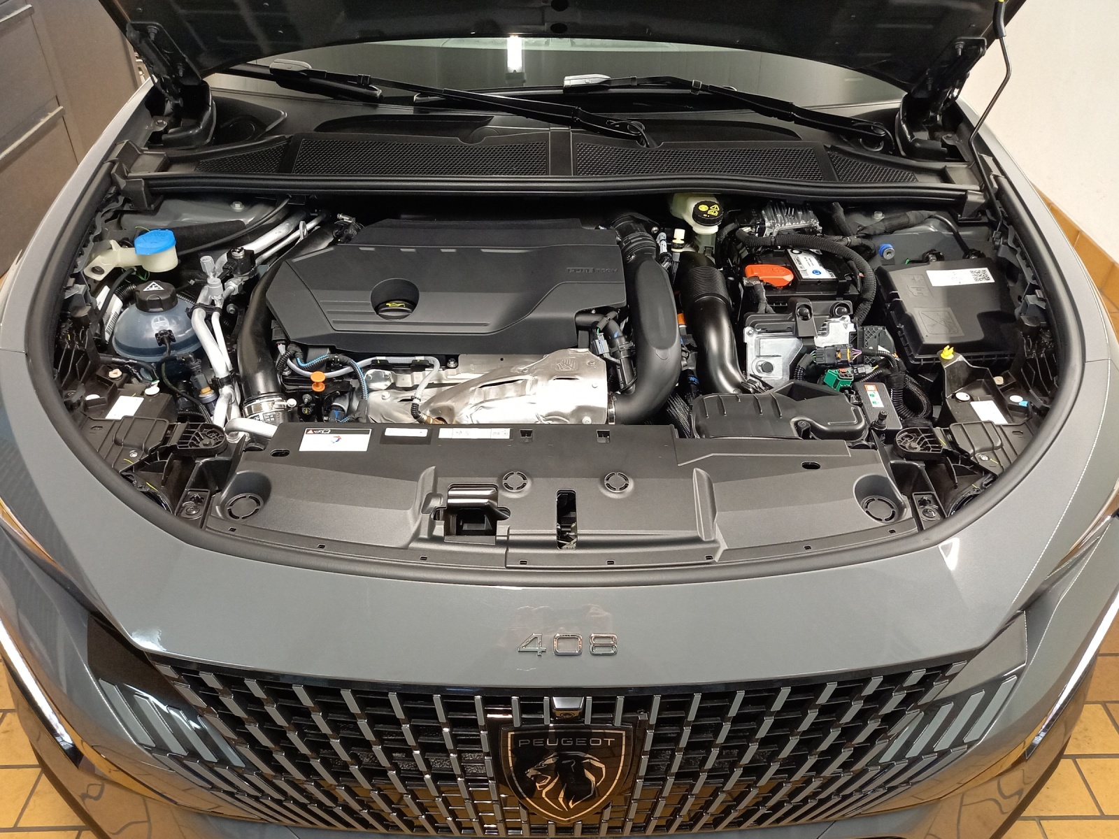 Peugeot 408 1.6 PHEV 180 GT