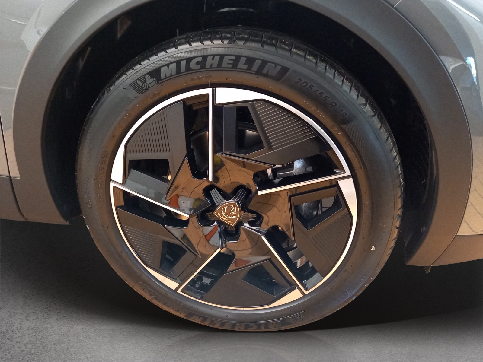 Peugeot 408 1.6 PHEV 180 GT