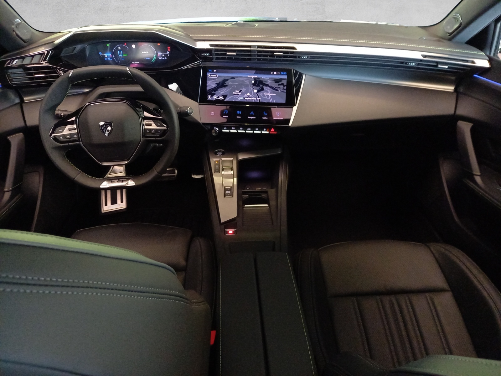 Peugeot 408 1.6 PHEV 225 GT