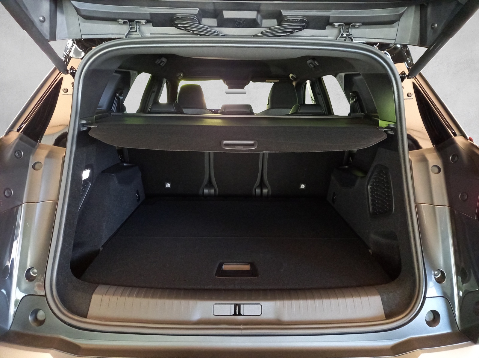 Peugeot 5008 1.2 Hybrid GT