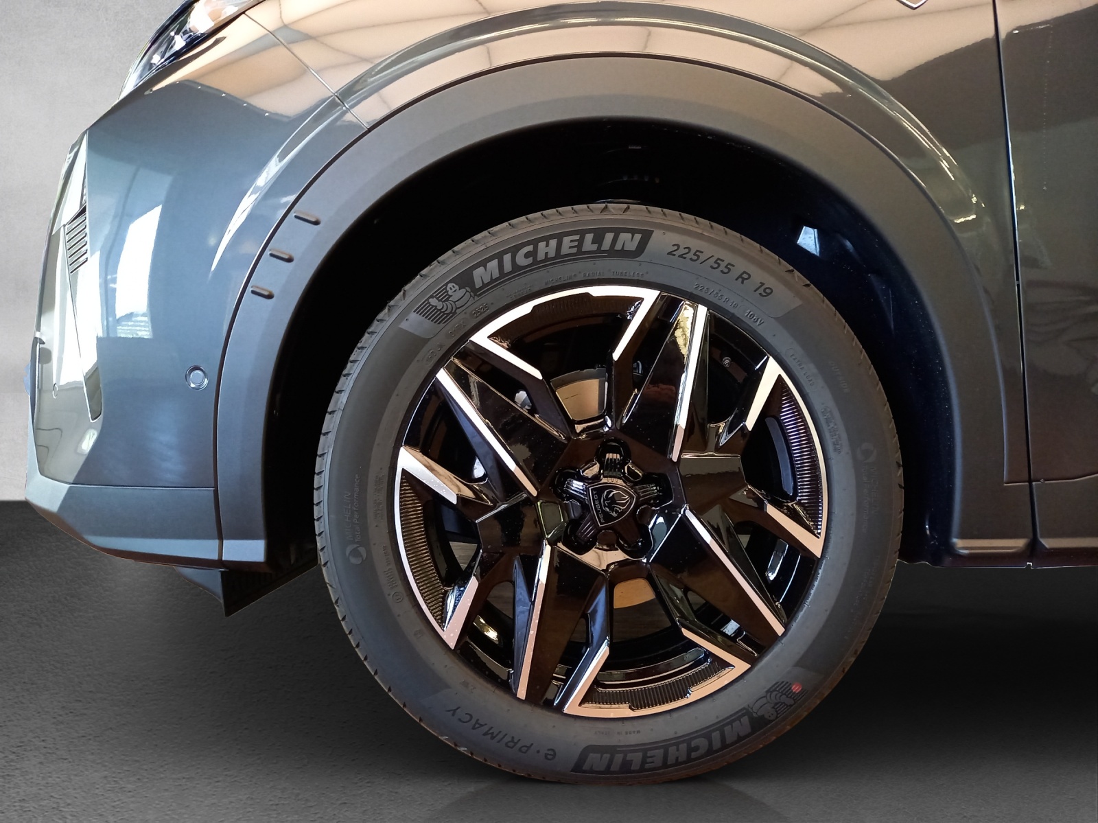 Peugeot 5008 1.2 Hybrid GT