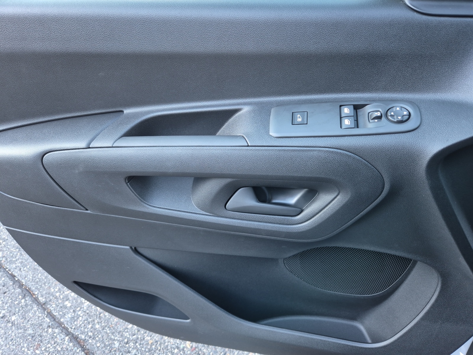 Peugeot e-Partner Kaw. 800 Long 50 kWh