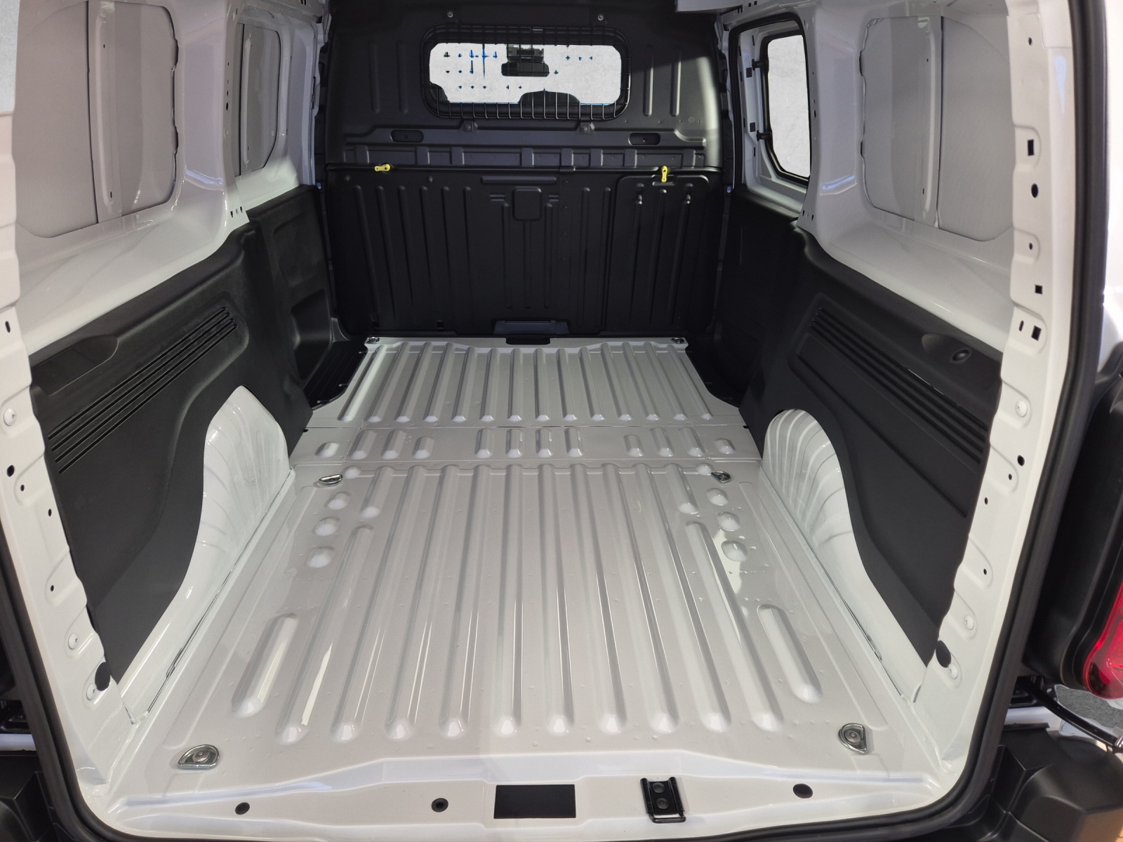 Peugeot e-Partner Kaw. 800 Long 50 kWh