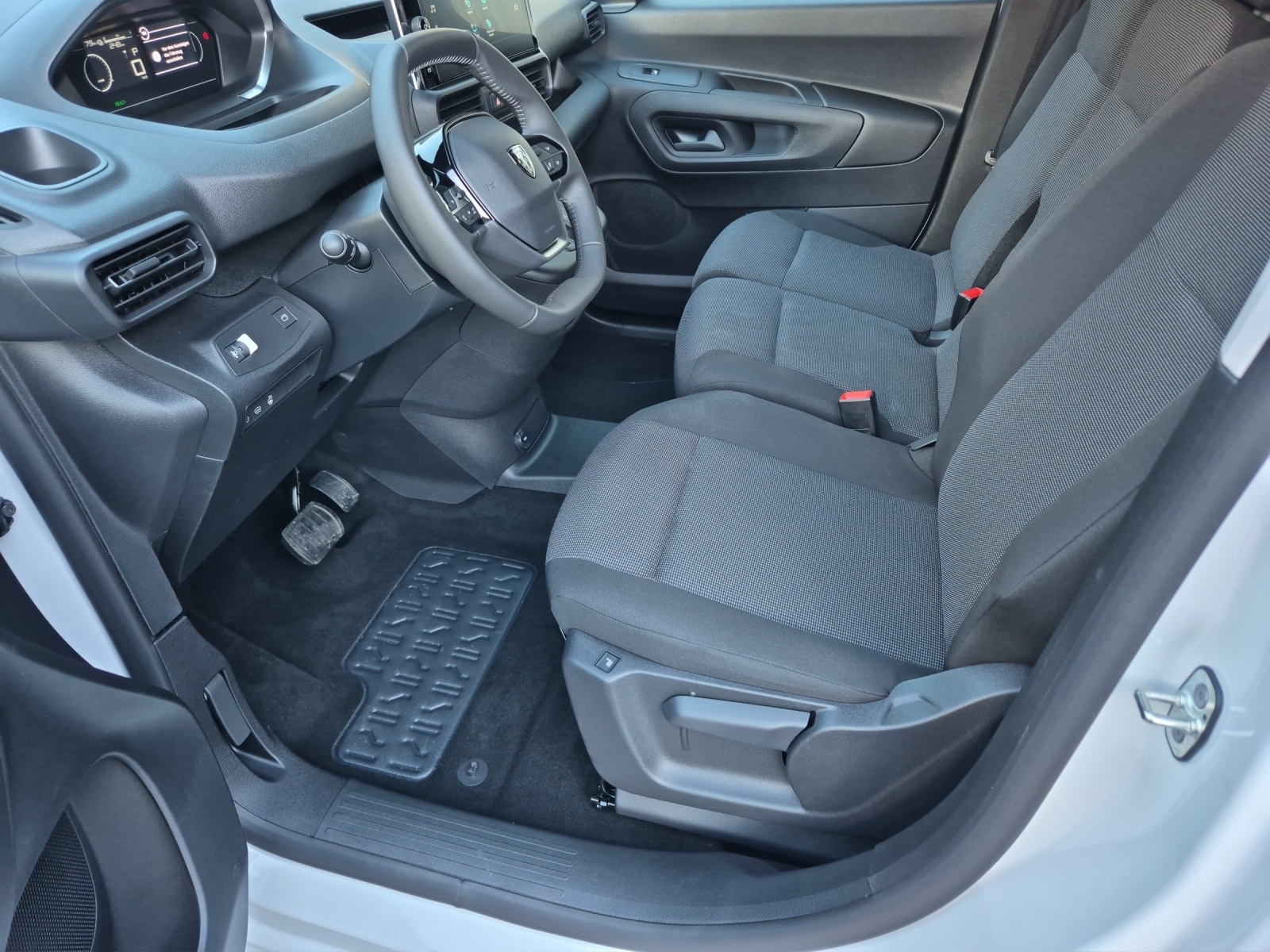 Peugeot e-Partner Kaw. 800 Long 50 kWh