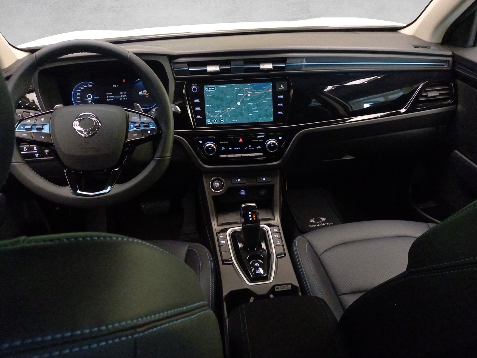 SsangYong Korando eMotion Titanium